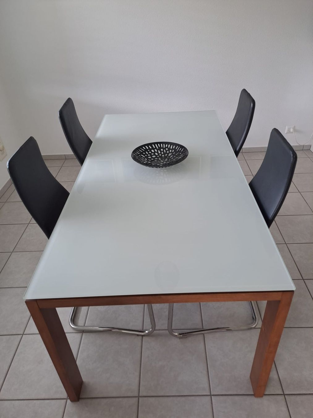 Set de table et chaises: Esstisch von Pfister – D'occasion à Heimberg par Reimann75