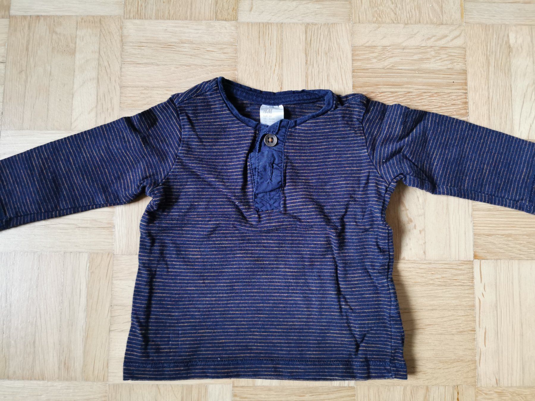H&M Pullover & Sweatshirts: Langarmshirt H&M Gr. 68 – Gebraucht aus Stäfa von flamingo_17