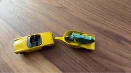 Matchbox Auto mit Anhänger und Motorrad gelb Zustand ok