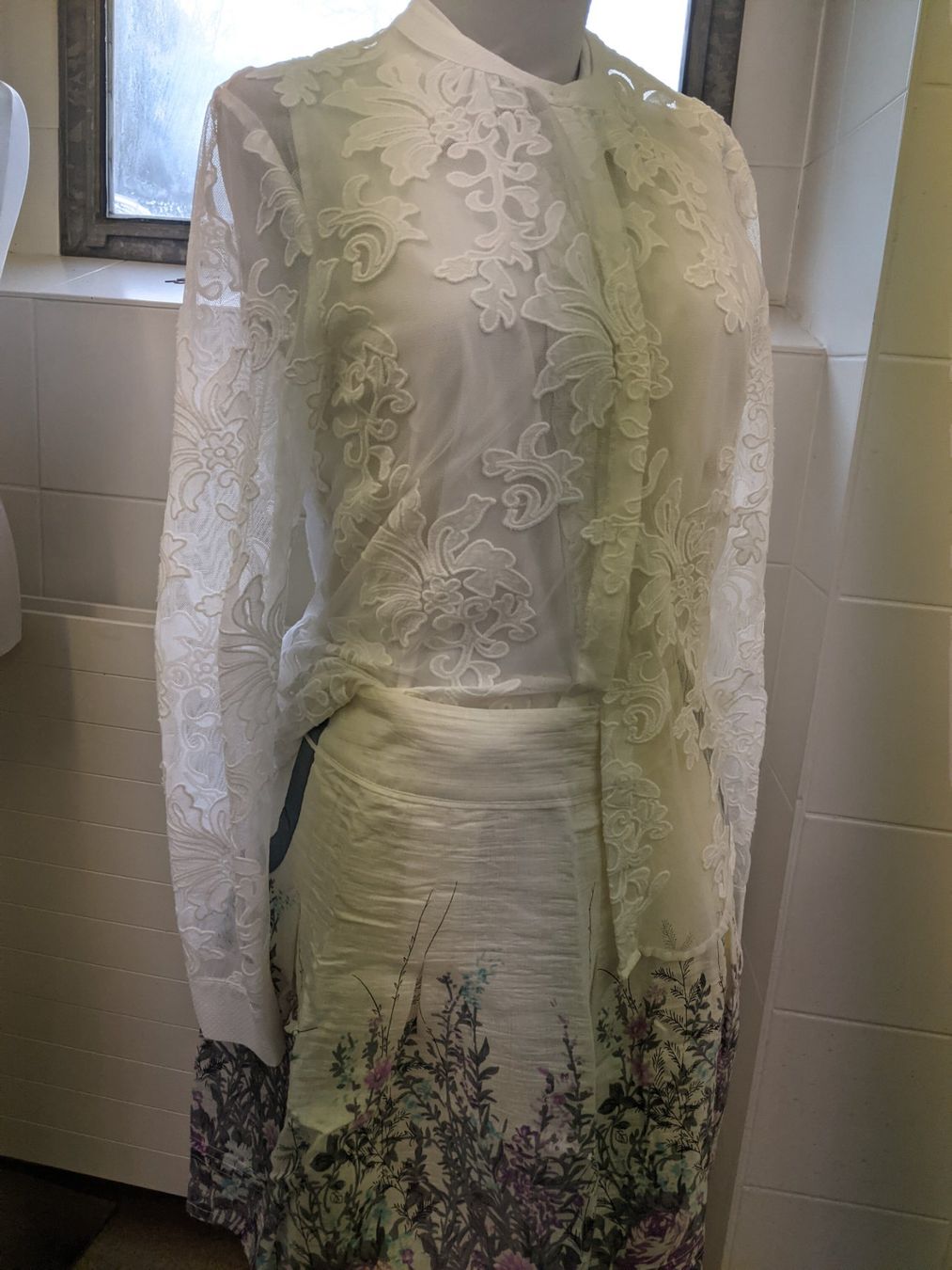 Blusen: Damen Bluse – Neu (gemäss Beschreibung) aus Langnau am Albis von Judithsebi