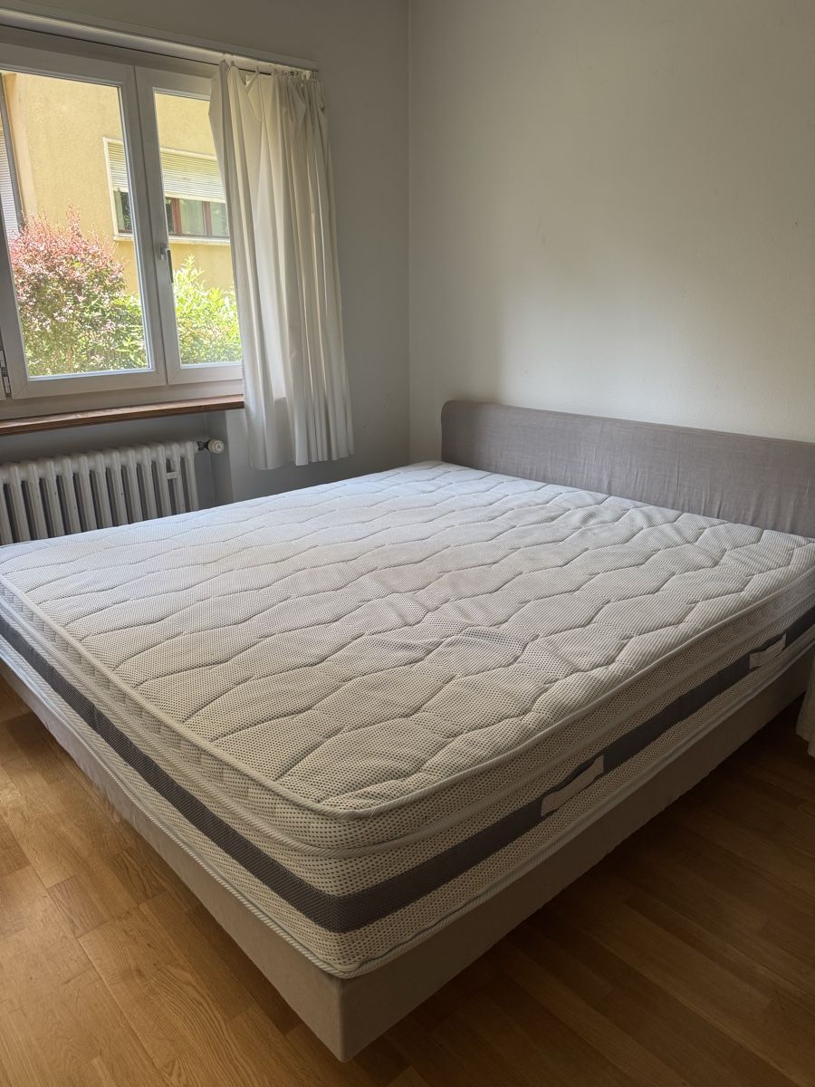 Betten: 1.80er Bett mit Matratze  – Gebraucht aus Zürich von lou_rq2j 1