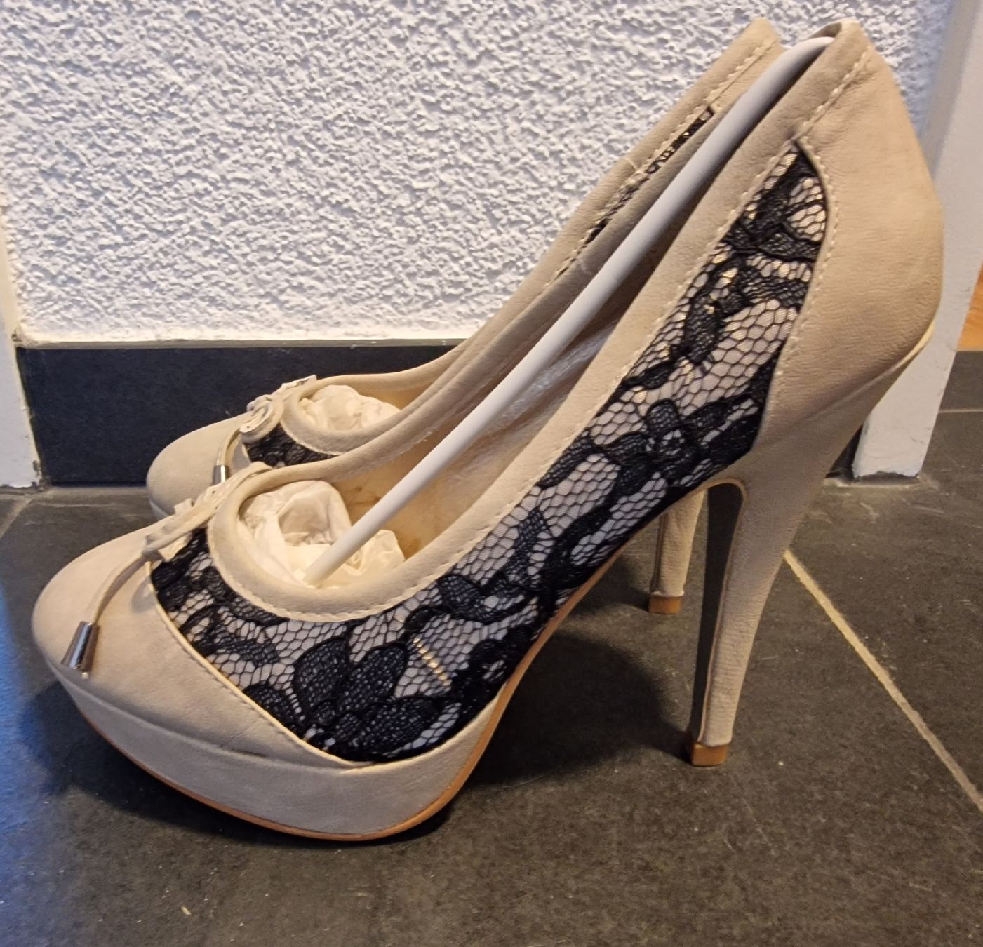Chaussures femmes: Schuhe High Heels – Neuf avec emballage d'origine à Schmitten FR par lue_9hhv