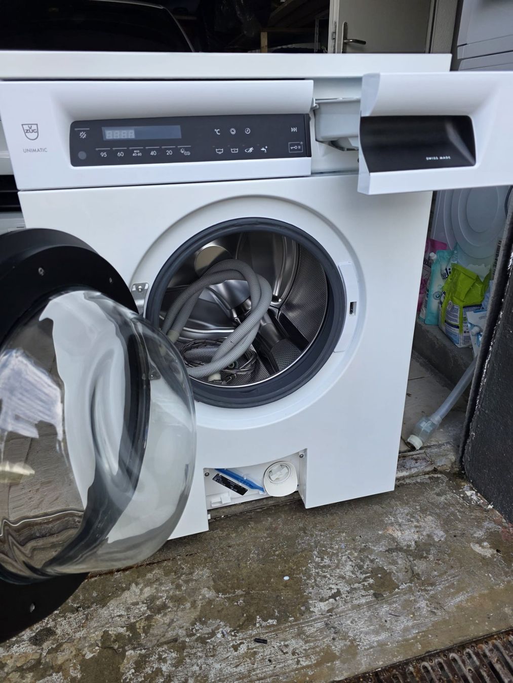 V-Zug Lavatrici: V-ZUG UnimaticWash V2000 – Usato da Wohlen AG venduto da file5946 1