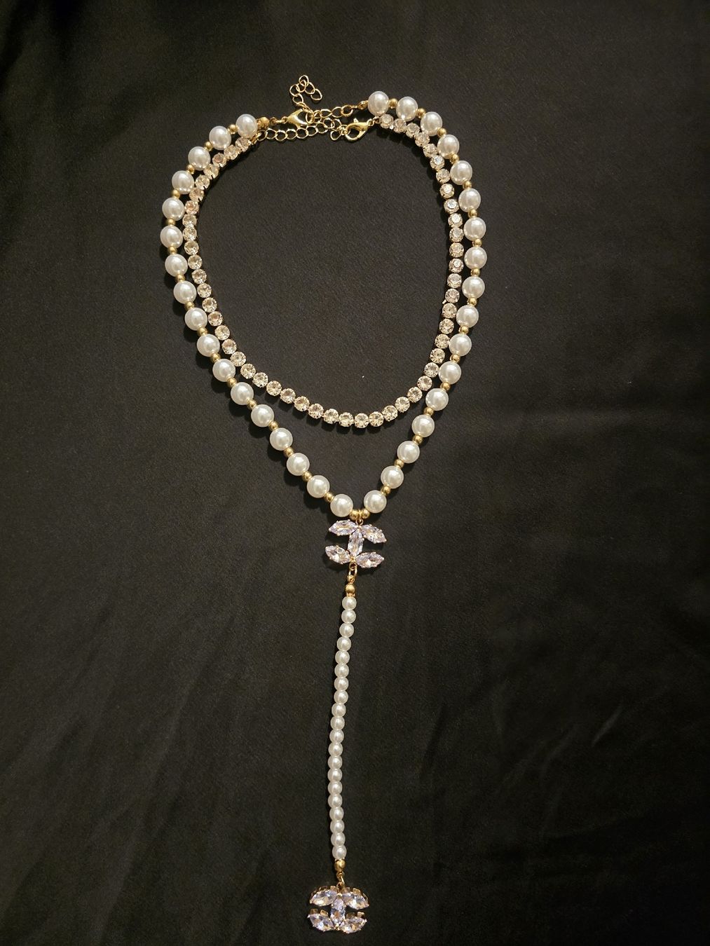Ketten: Collier Perles & Papillon / Perlen Kette Schmetterling – Neu und originalverpackt aus Le Locle von dom_k6l7