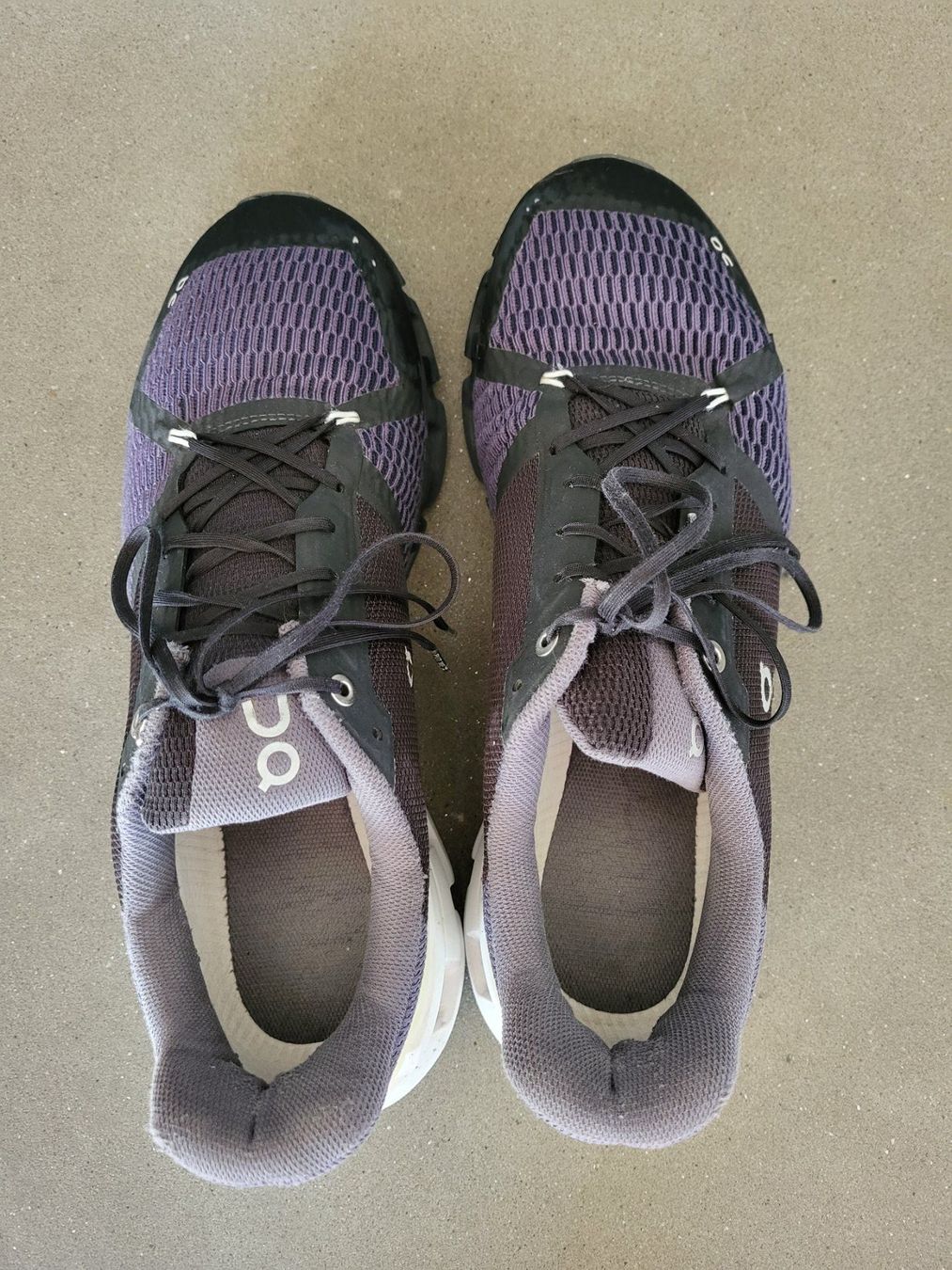 On Herrenschuhe: ON Schuhe, Gr. 45, gebraucht – Gebraucht aus Rünenberg von Bille77 5