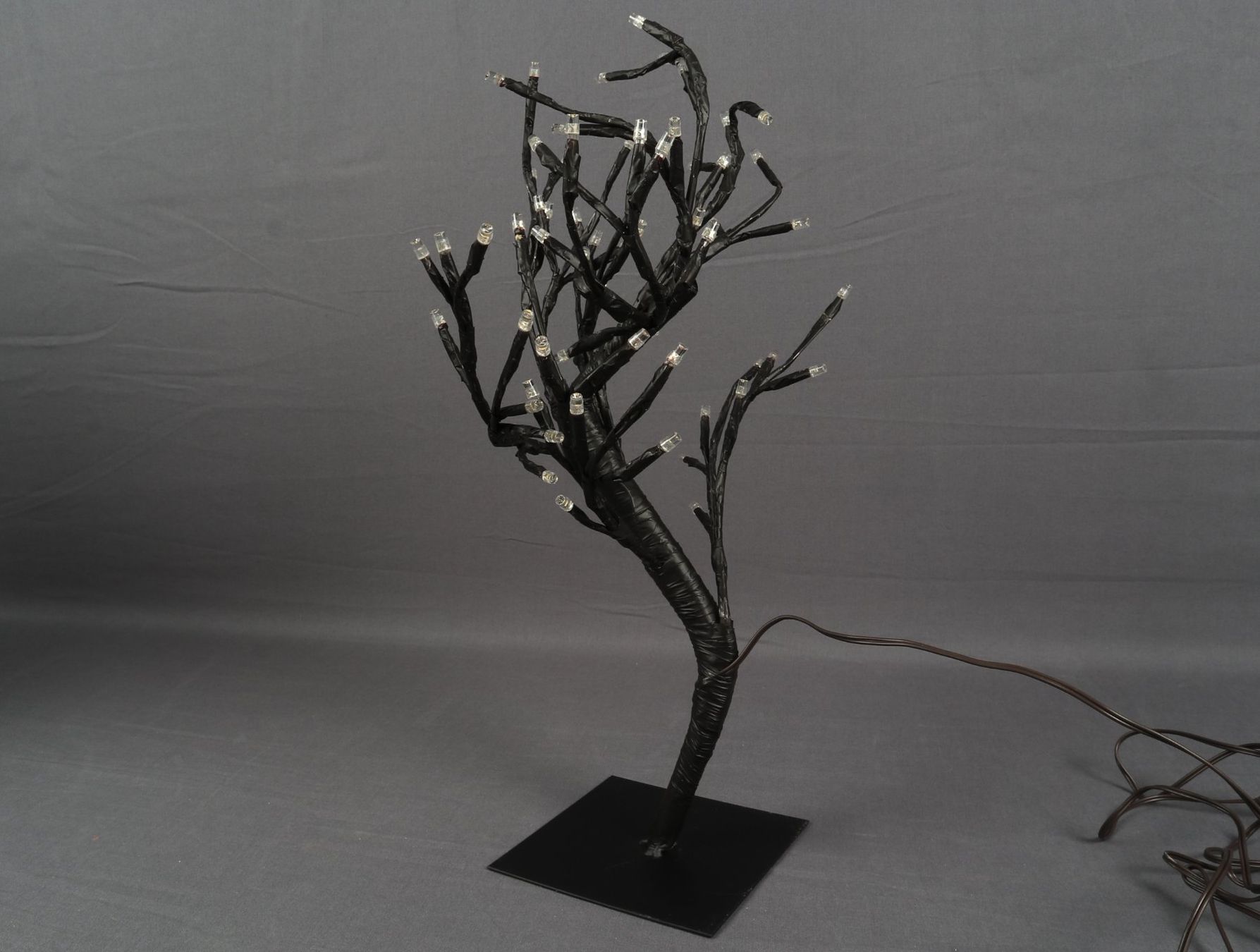 Alle Dekorationen: LED-BAUM 64 Lampen – Gebraucht aus Steinen von Restwert_Steinen 2