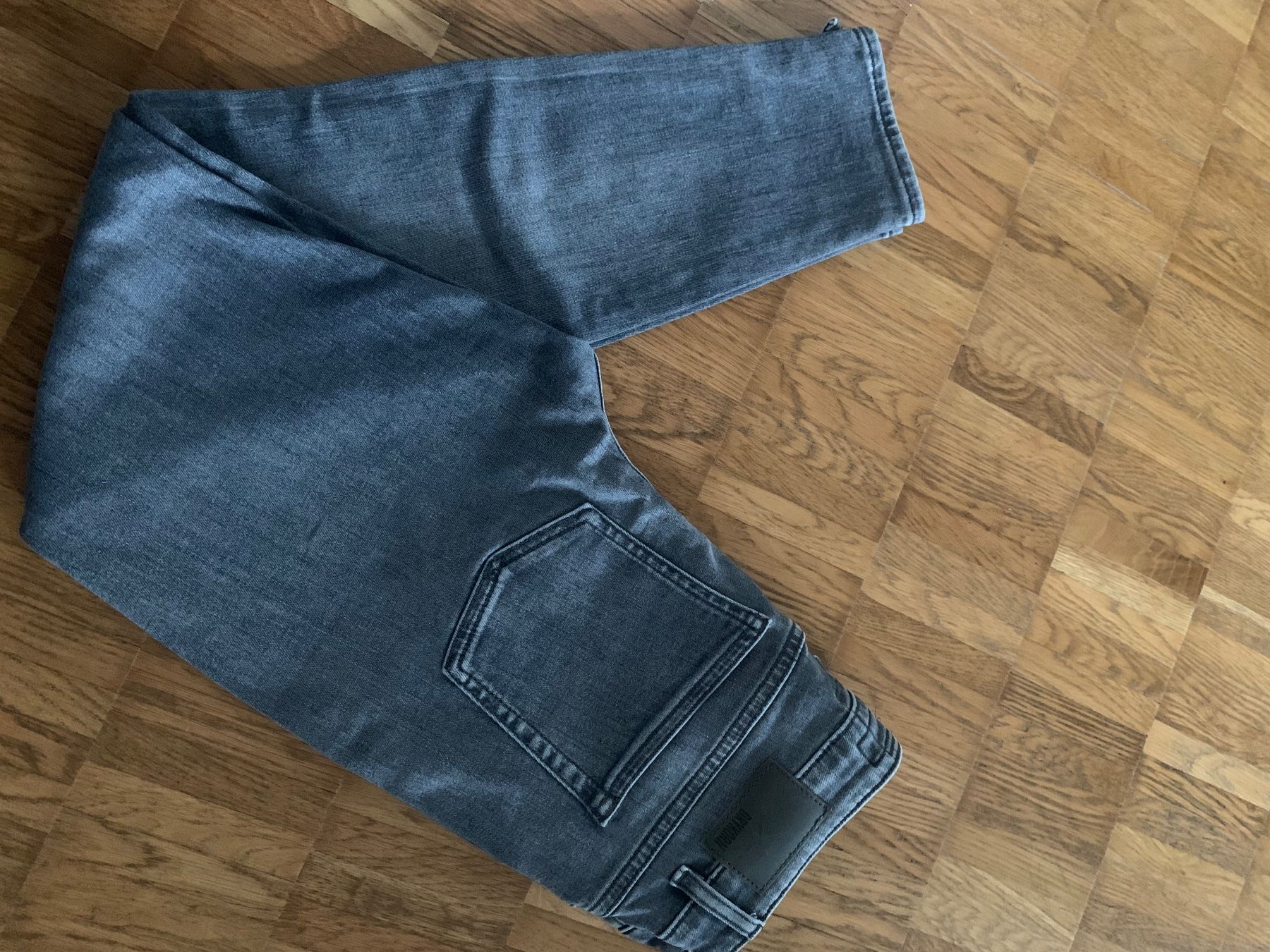 Jeans: Drykorn jeans grau – Usato da Zürich venduto da Nikuska32