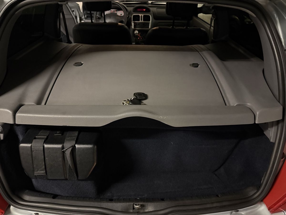 Renault Autos: Clio V6 – Neuf (Voir description) à Engelberg par Tieger3 9