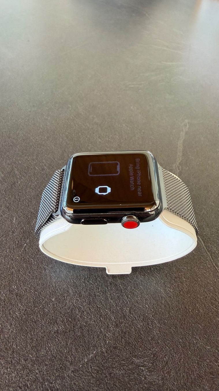 Apple Smartwatch: Apple Watch Series 3 STAINLESS STEEL VERSION – Usato da Hinwil venduto da Buddy2001 5