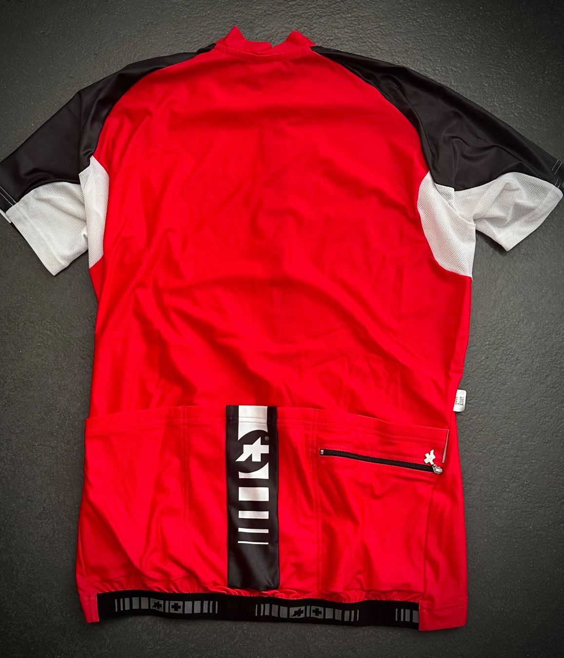 Assos T-Shirts: Rennrad Shirt von Assos – Gebraucht aus Zürich von MouseTraveller 1