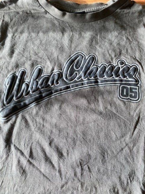 T-shirt: T - Shirt Urban classics Gr. M – Usato da Schnottwil venduto da Garuso