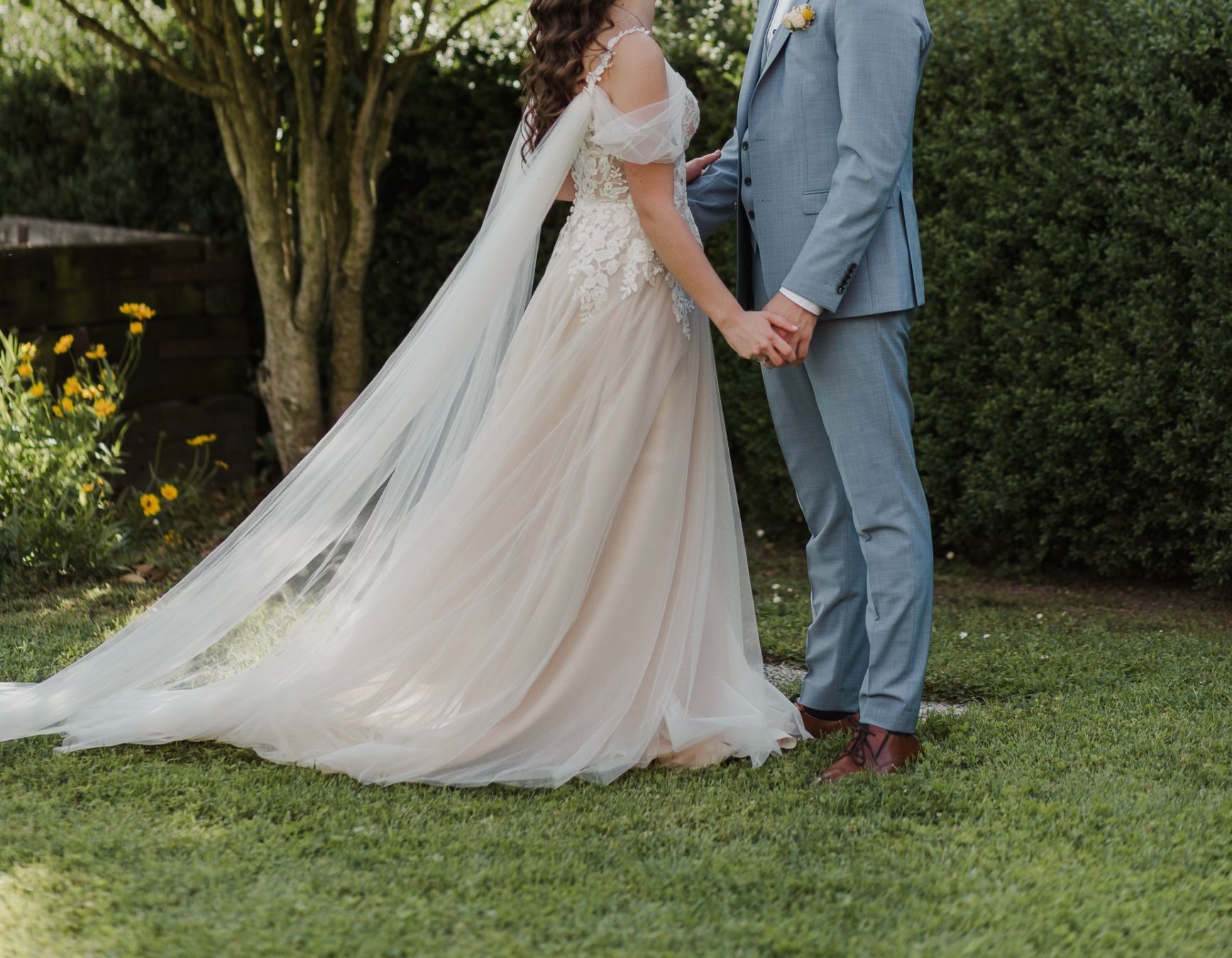 Robes: Secondhand Brautkleid Anna Moda "Midnight", Grösse 34-36 – D'occasion à Brunnen par Herzig-Brautmode 2