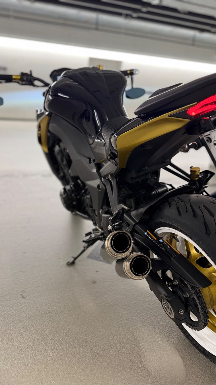 Kawasaki Strasse: Kawasaki Z1000 – Neu (gemäss Beschreibung) aus Burg AG von Rl-2390 7