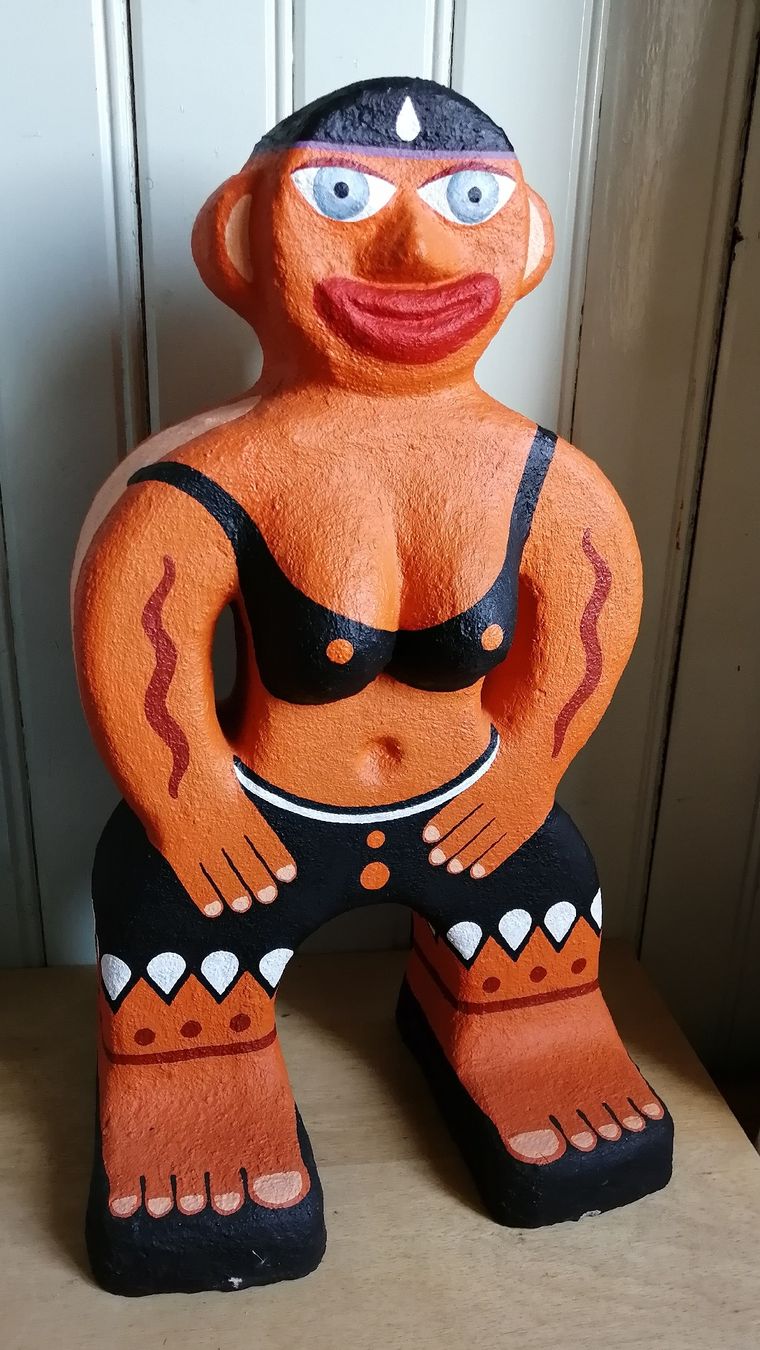 Skulpturen & Statuen: Zementfigur "Oran Gina" – Gebraucht aus Aarberg von Fritto