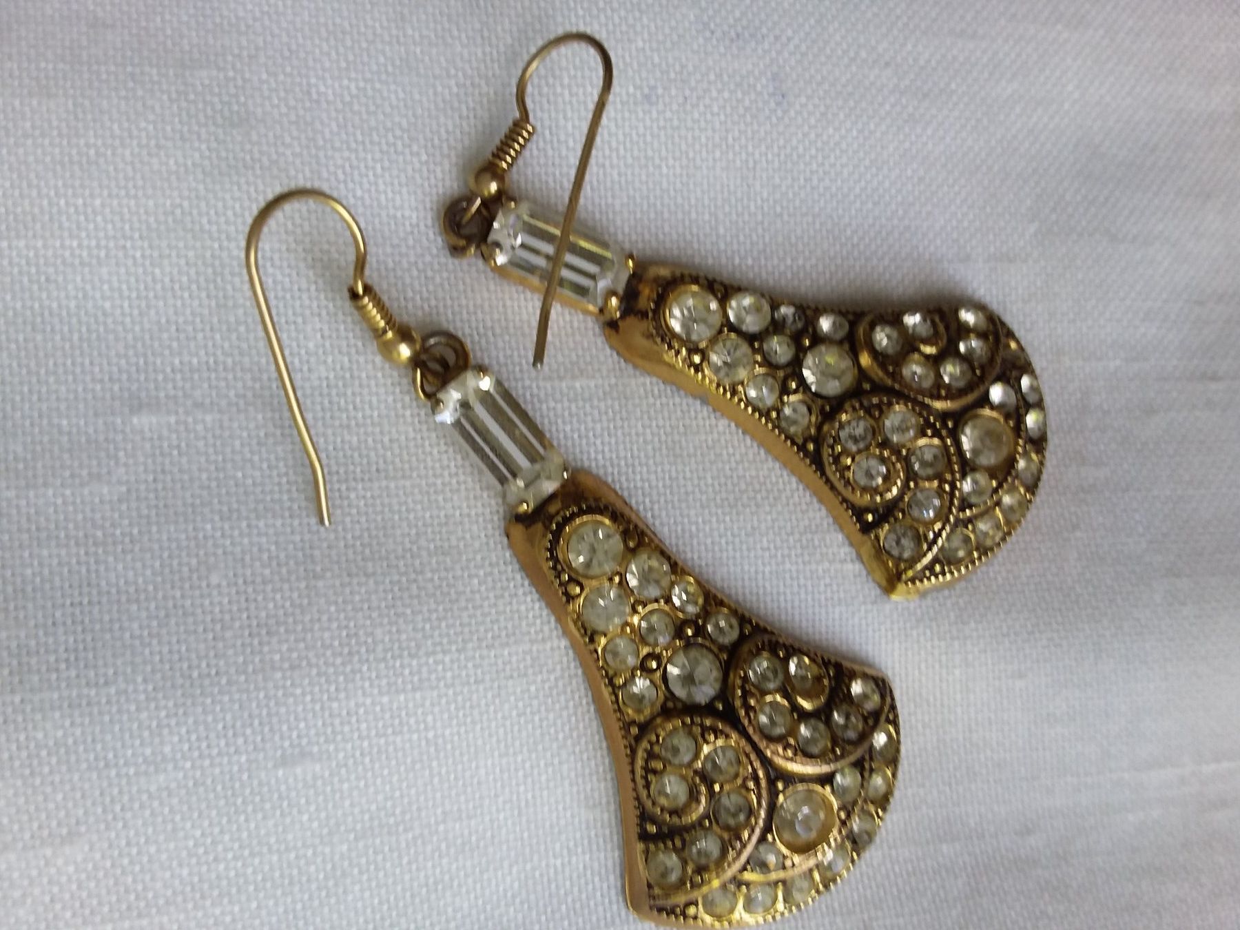 Ohrringe & -stecker: Vintage trendige Gold/Strass Ohrhänger – Gebraucht aus Zürich von helsan 5