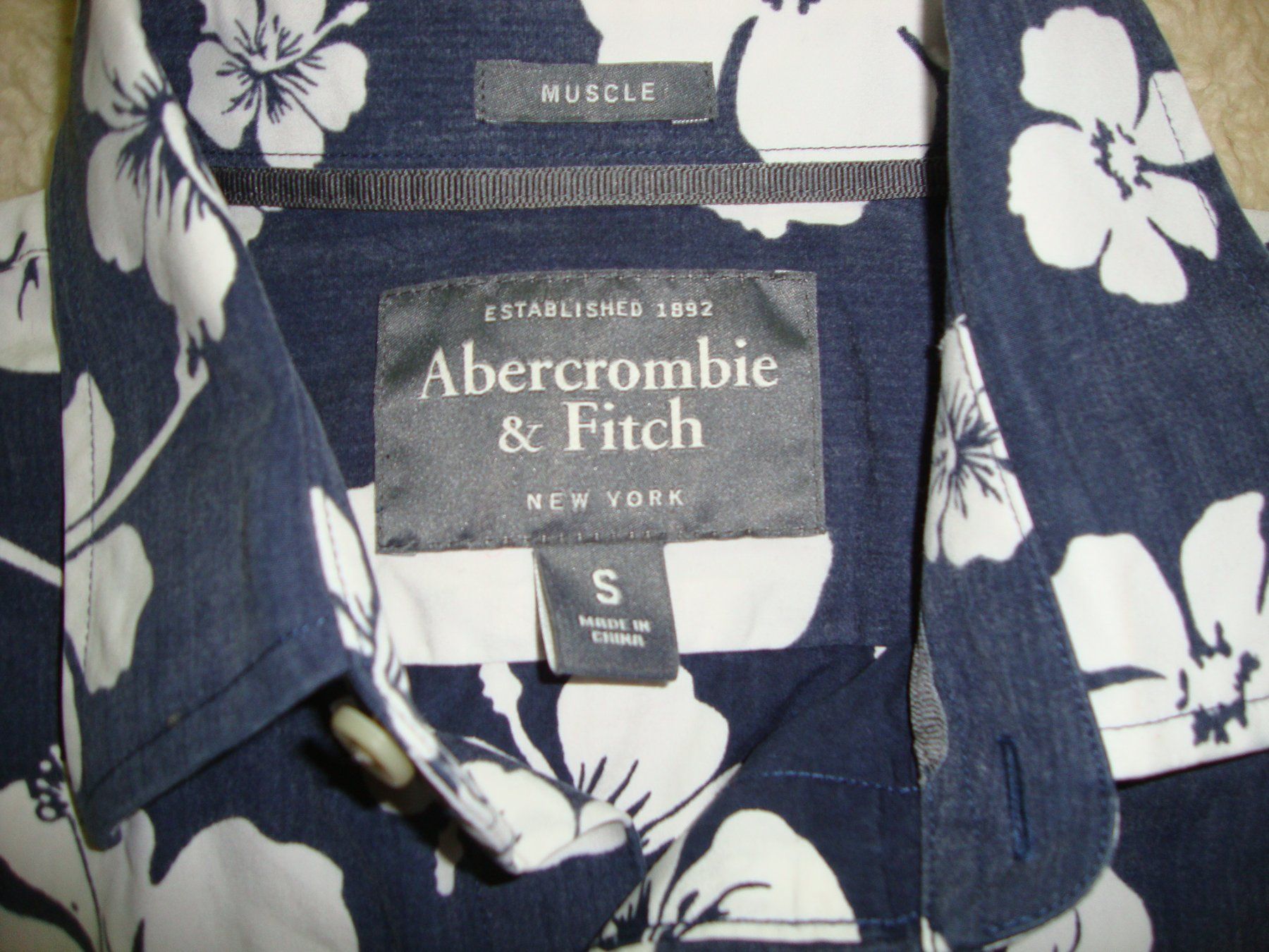 Abercrombie Camicie: geblumtes Herren Hemd Gr. S – Nuovo (secondo la descrizione) da Laufen venduto da ereli 3
