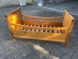Kinderbett Antik