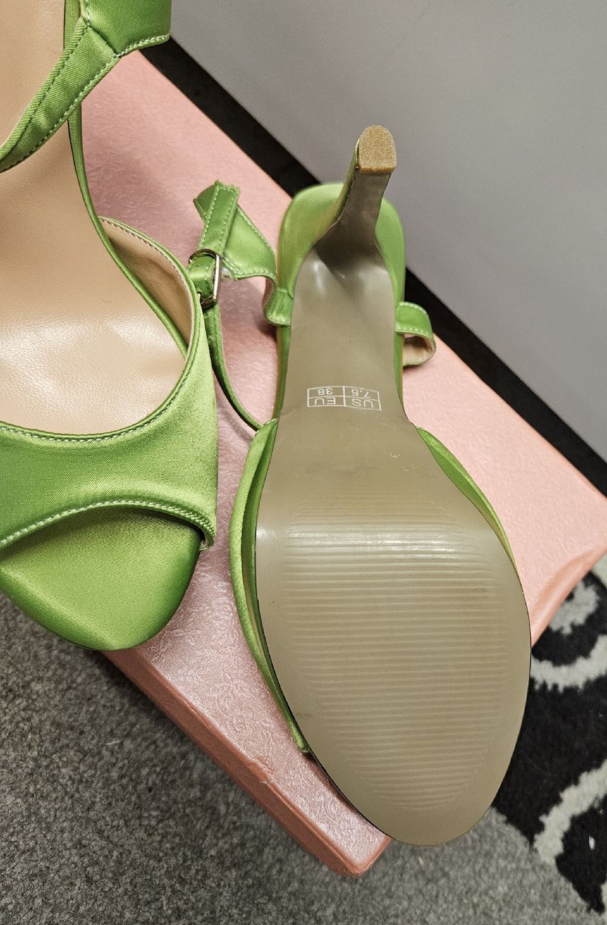Scarpe da donna: Elegante Damen Pumps – Nuovo e nell'imballaggio originale da Dachsen venduto da Topparts1 2