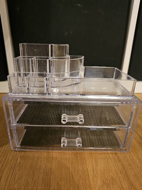 Make-up: Schminkorganizer – Gebraucht aus Emmen von 4n_gi