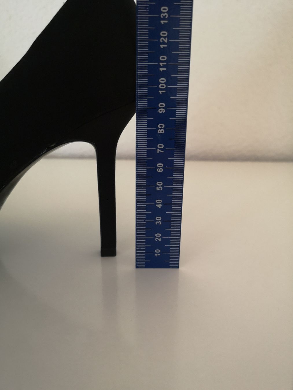 Mango Damenschuhe: High heels pumps black 39 – Gebraucht aus Uster von b4x_ric 2
