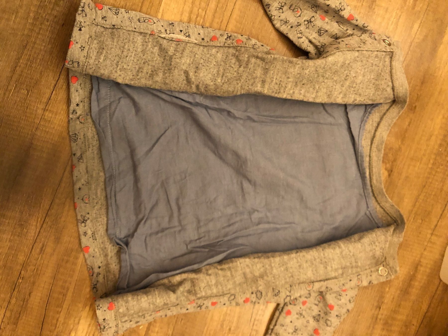 Maglioni & Felpe: Pullover Grösse 98 – Usato da Lupsingen venduto da sta_wgg5 3