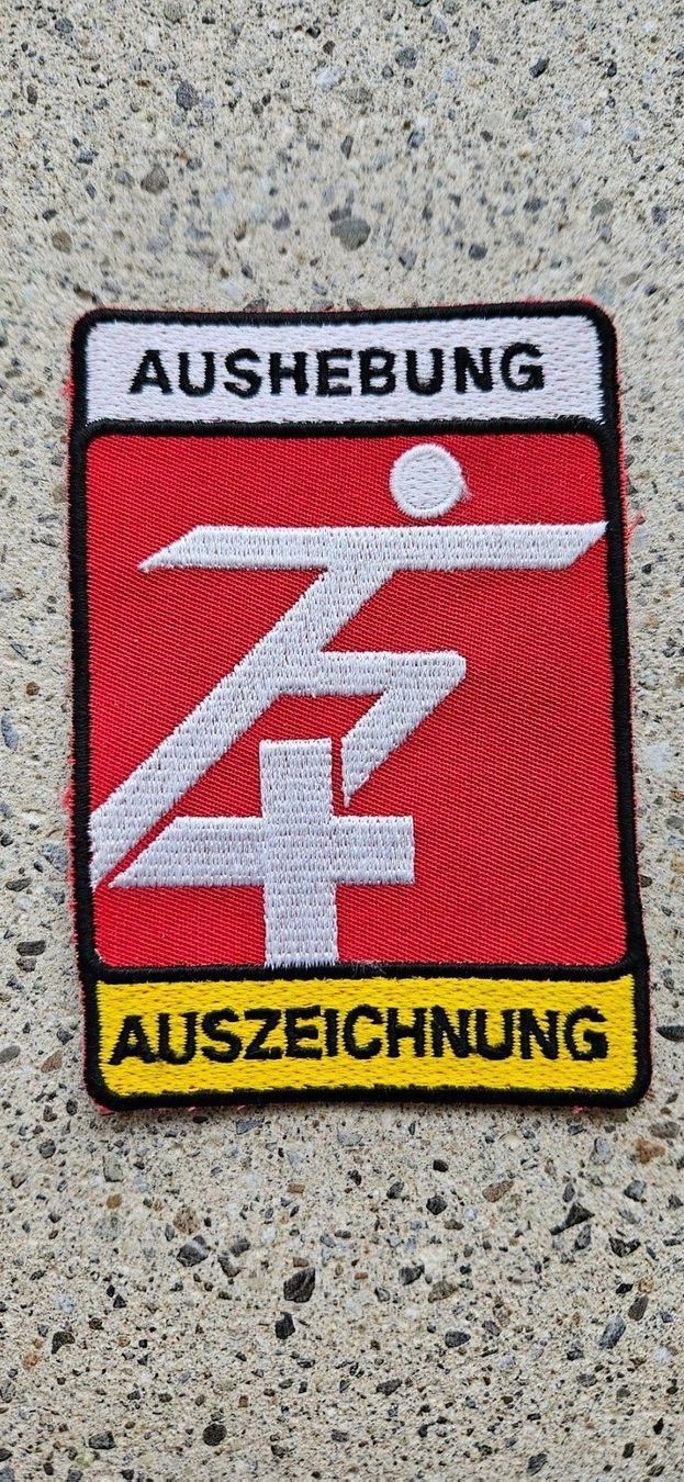 Schweizer Armee Placchette & Badge: *** Badge Aushebung  *** – Nuovo e nell'imballaggio originale da Riedholz venduto da fr_sIruP