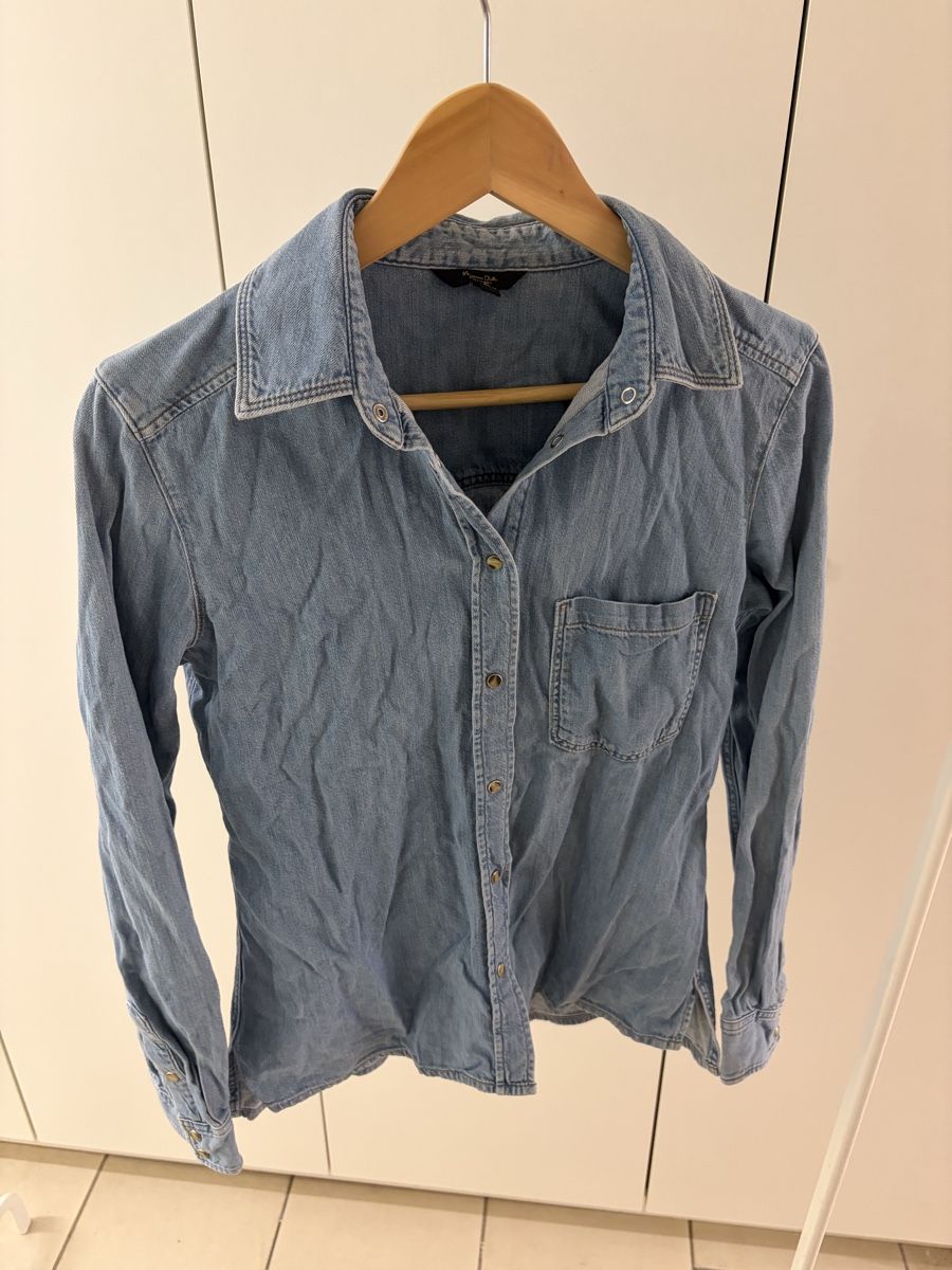 Massimo Dutti Blusen: Jeanshemd Massimodutti – Neu (gemäss Beschreibung) aus Zürich von malo_8