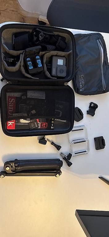 Action Cam: GoPro HERO 7 Black Set – Gebraucht aus Ganterschwil von Albinoo7