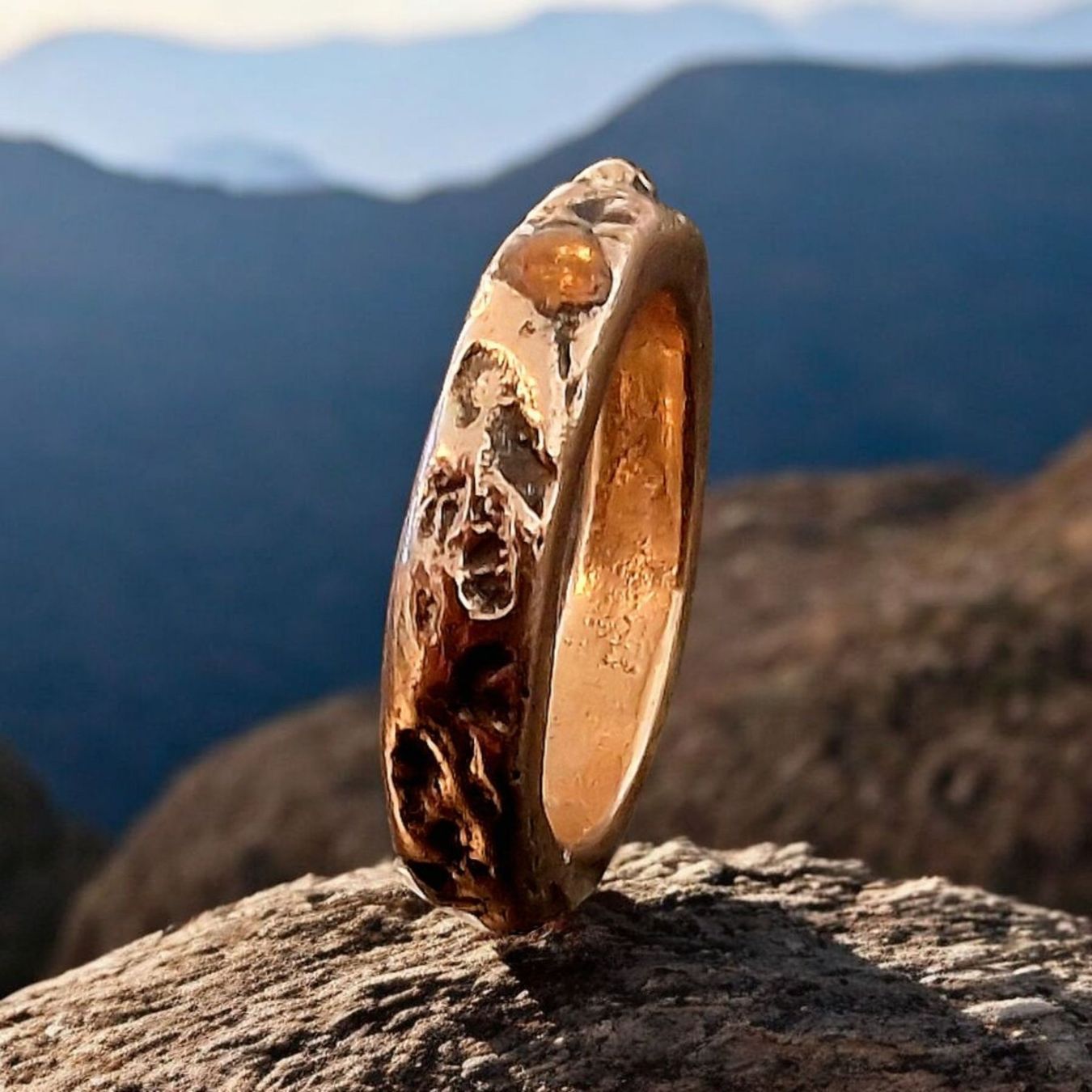 Anelli: Wilder Ring Bronze & Bernstein,  Gr. 51 – Nuovo e nell'imballaggio originale da Aarau venduto da Schmuckhoehle_MD 1