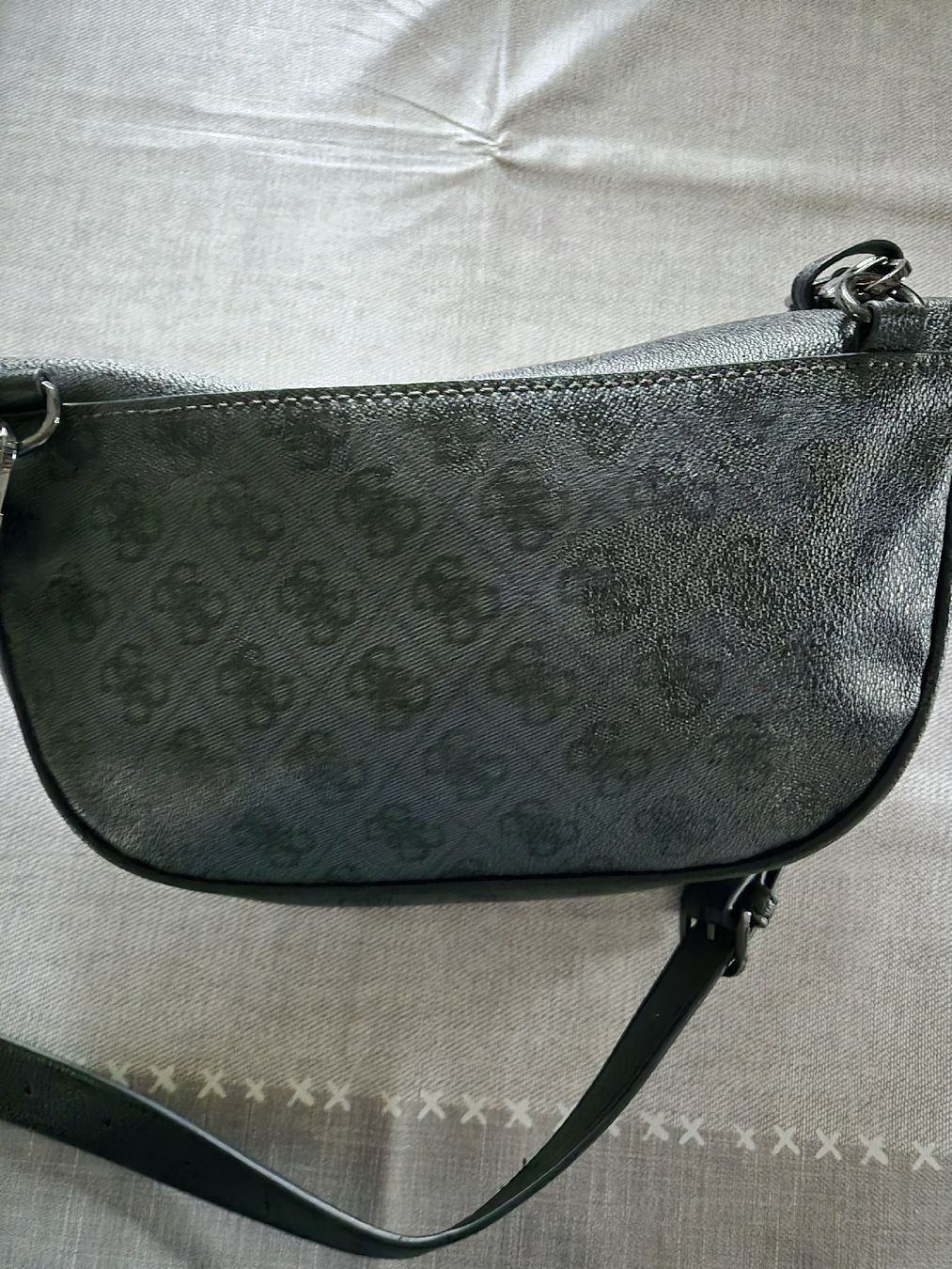 Guess Borse da donna: GUESS Umhänge Tasche – Usato da Schaffhausen venduto da monikaD010203 4