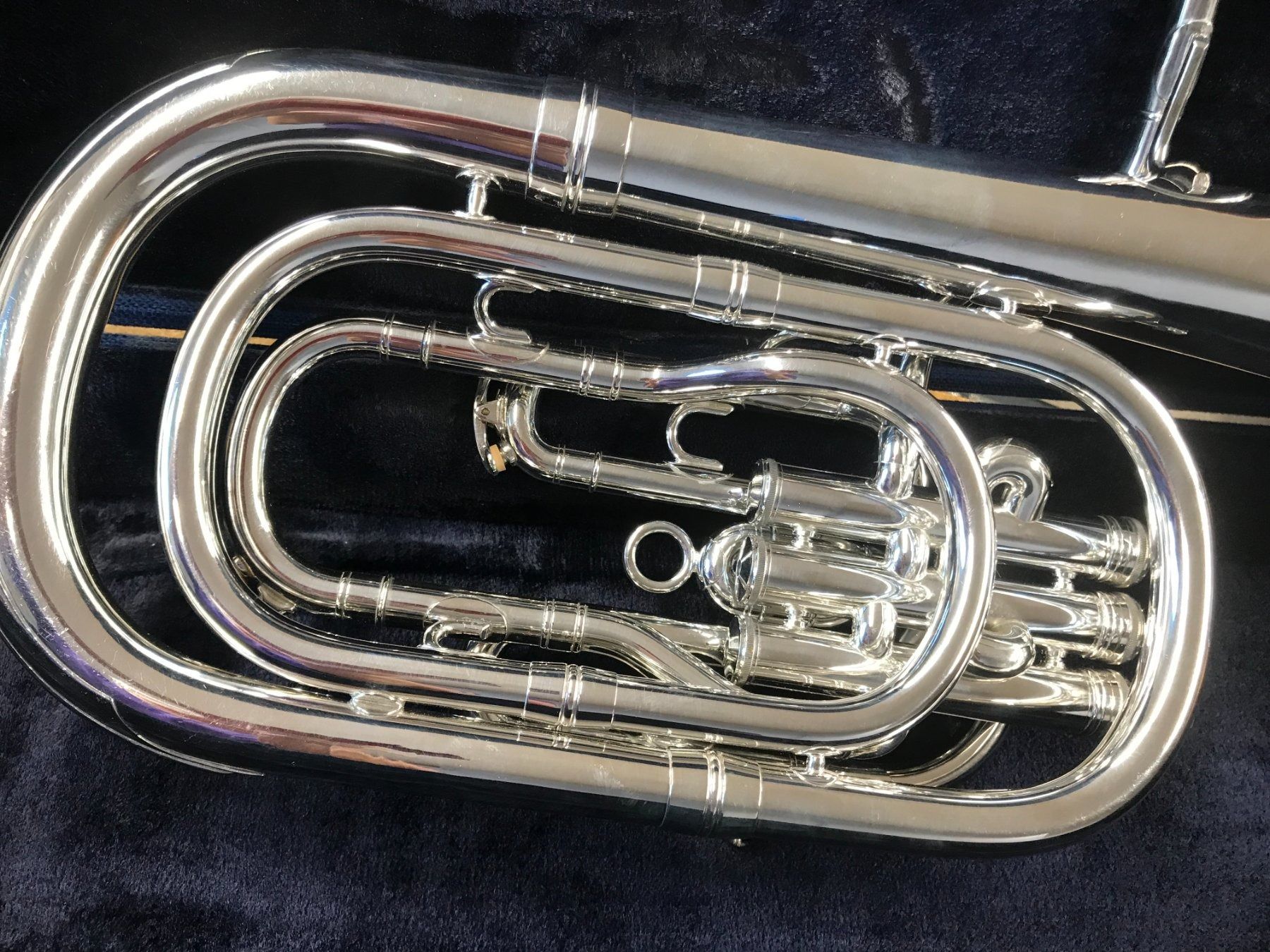 Besson Strumenti musicali: Tenorhorn Sovereign mit Koffer – Usato da Trimbach venduto da Danius 3