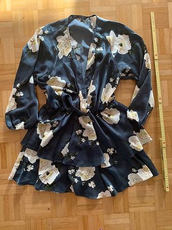 Volant-Kleid, Zara, Grösse XS
