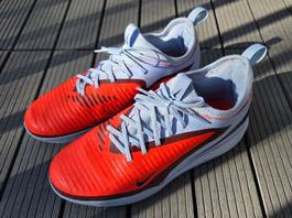Fussball Hallenschuhe Nike Phantom 6 IC - US 6Y / EU 38.5