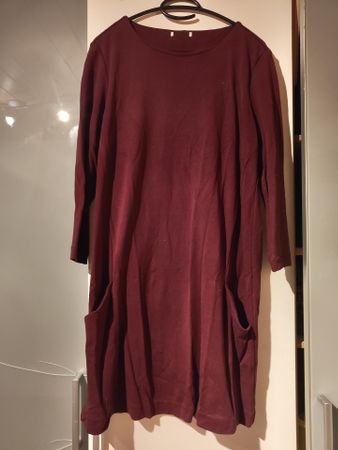 Kleid mit Taschen / Grösse XL / Bordeau