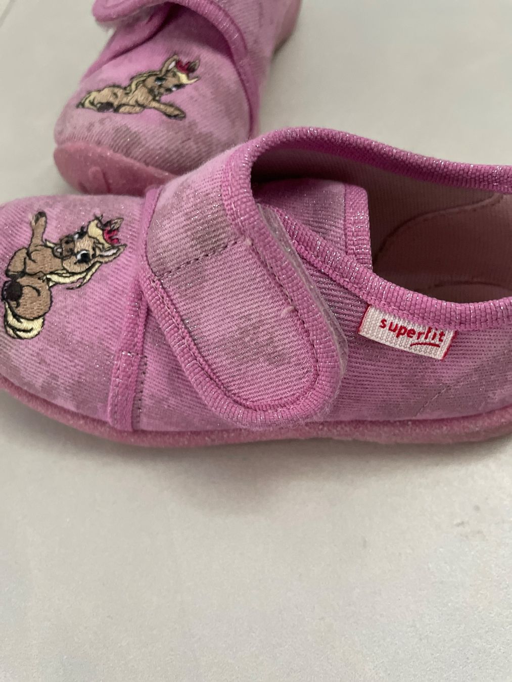 Superfit Scarpe per ragazze: Hausschue Grösse 24 – Usato da Buch am Irchel venduto da pas_ddk2 1