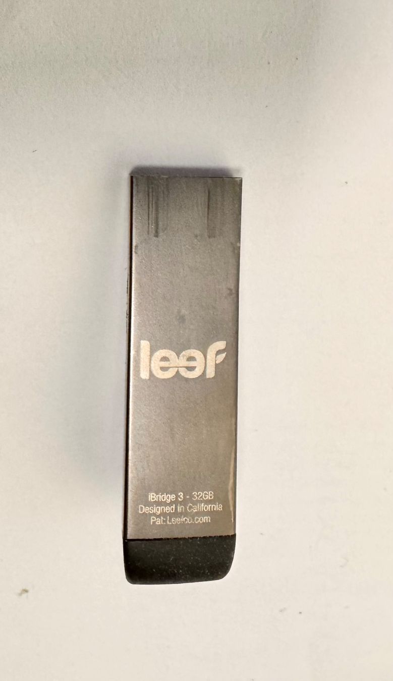 Chiavette USB: Leef iBridge 3 32 GB (Lightning) – Usato da Hermetschwil-Staffeln venduto da Mobile2013 2
