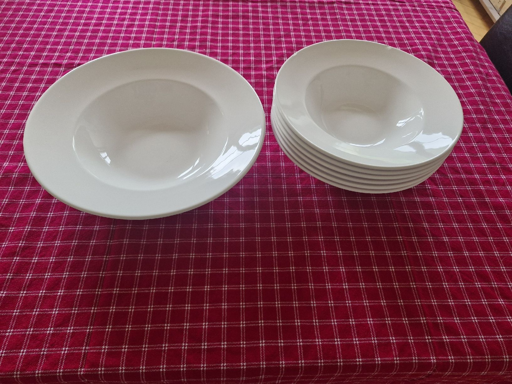 Set di piatti: 6 weisse Pastateller / Suppenteller Teller Set – Usato da Baden venduto da lor_hk8w