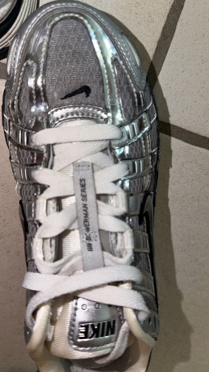 Nike Scarpe da uomo: Nike P-6000 Sneaker Silber - Grösse 38 – Usato da Bern venduto da oaicu 6