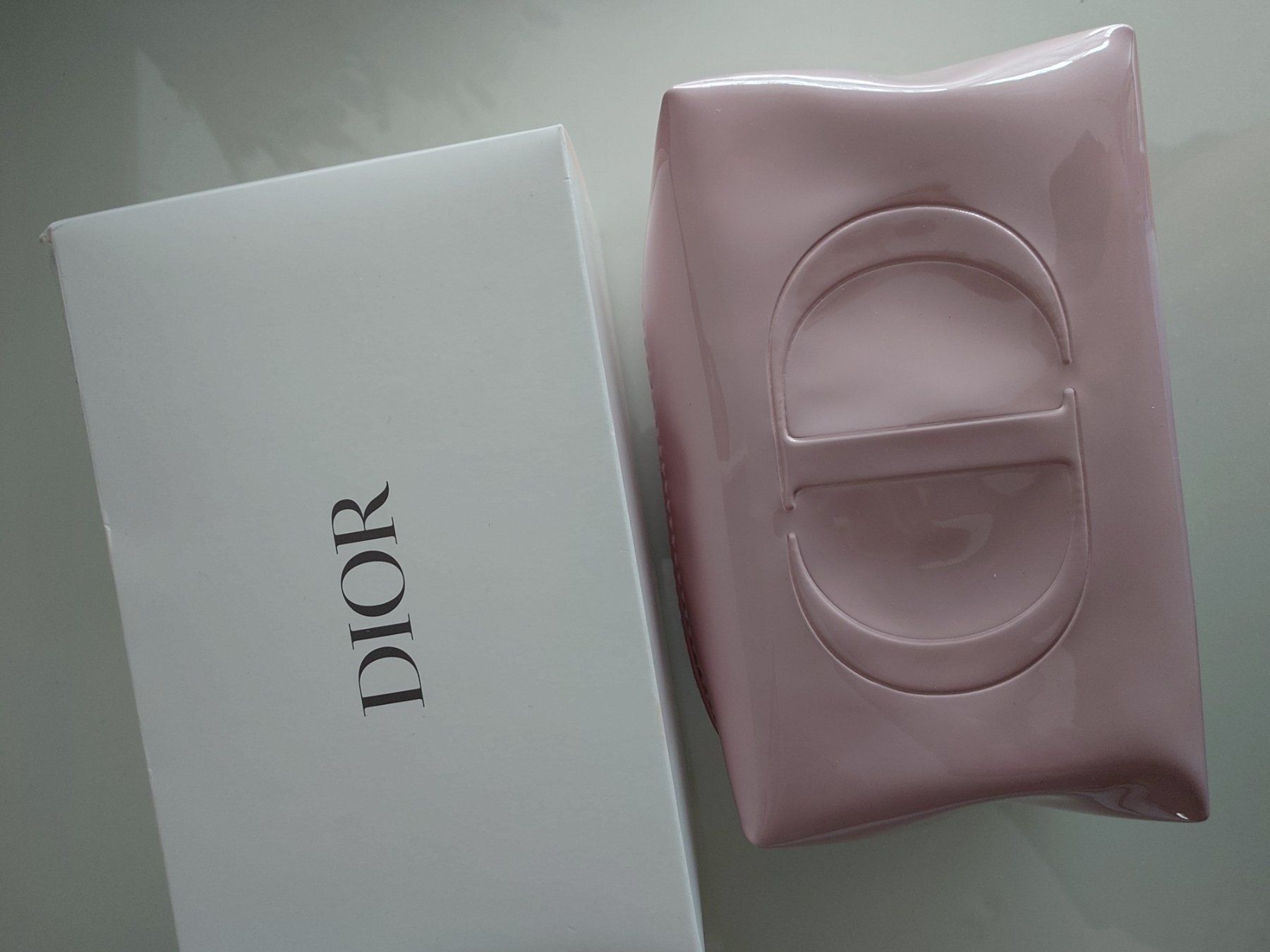 Dior Kosmetikkoffer: Dior Necessaire – Neu und originalverpackt aus Bern von Dzena87