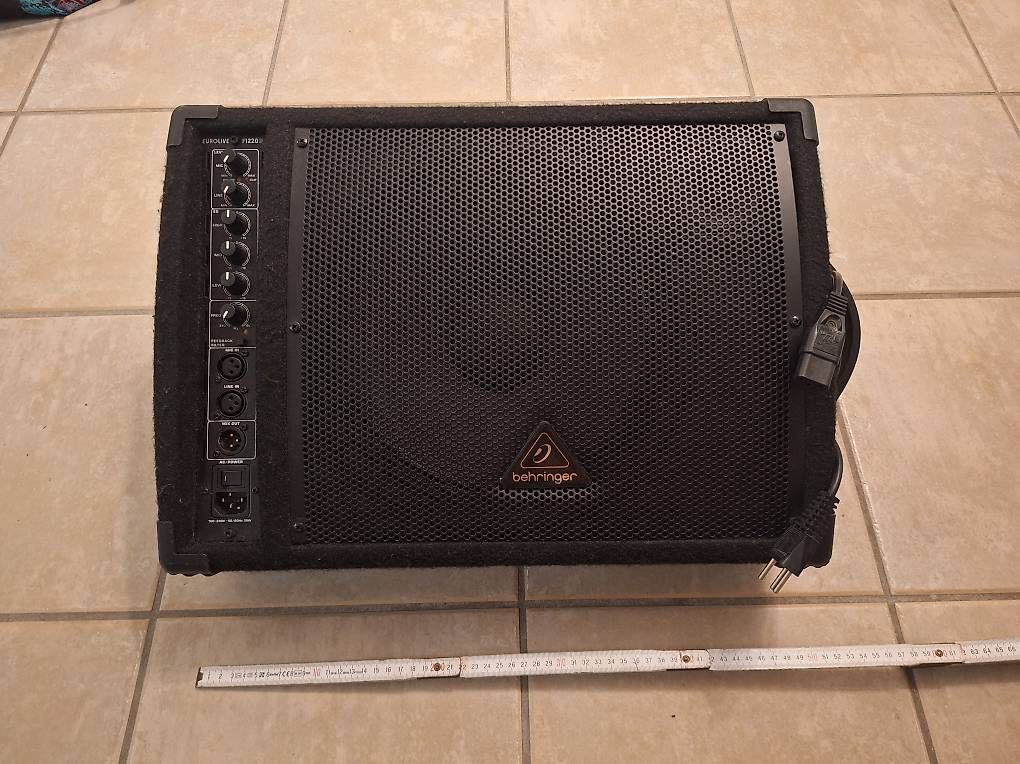 Amplificateurs: Behringer Verstärker – Défectueux à Allenwinden par Elis.1