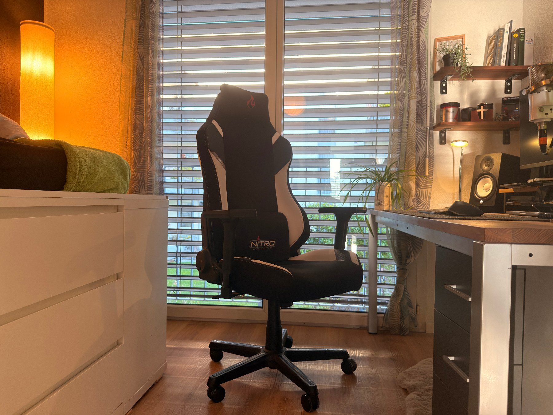 Nitro Concepts Chaises: Nitro Concepts Gaming Stuhl – D'occasion à Port par Lar_l7gt