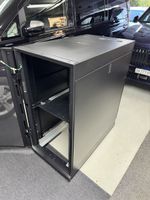 APC NetShelter SX 24U Server Rack