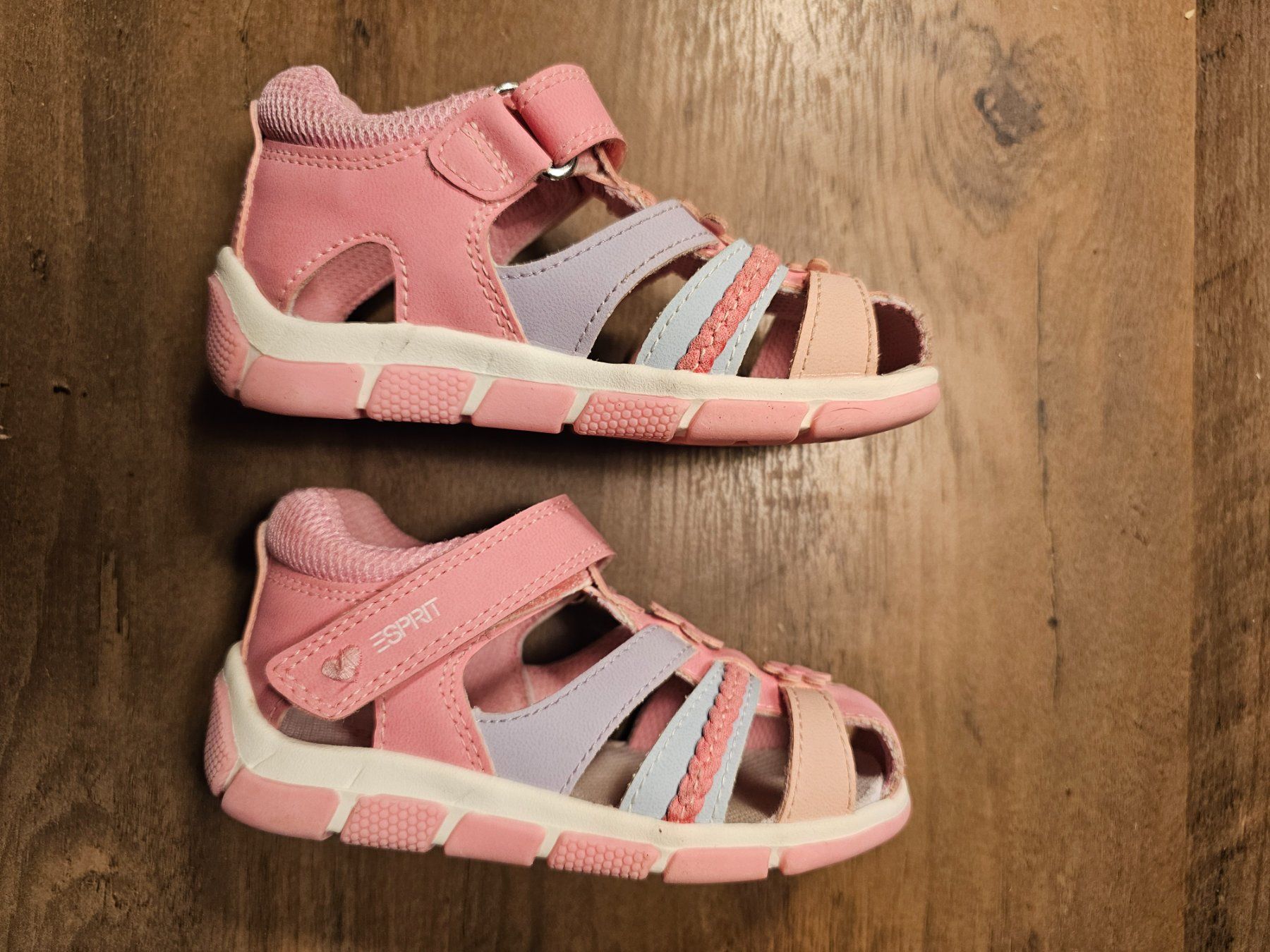 Esprit Scarpe per ragazze: Sandalen Gr. 22 – Usato da Engi venduto da kat_7zfx 1