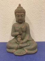 Buddha aus Ton/Fiberglas, ca. 39x27x20cm