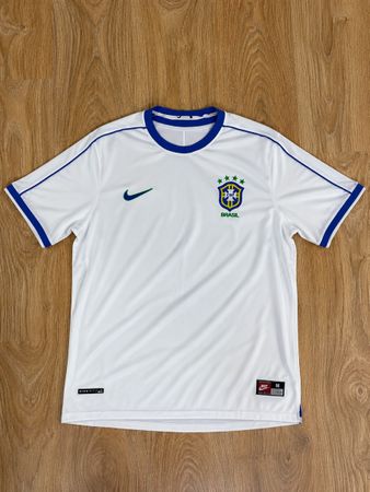 Brasil Shirt Grösse M, für Fussballfans zum Superpreis!