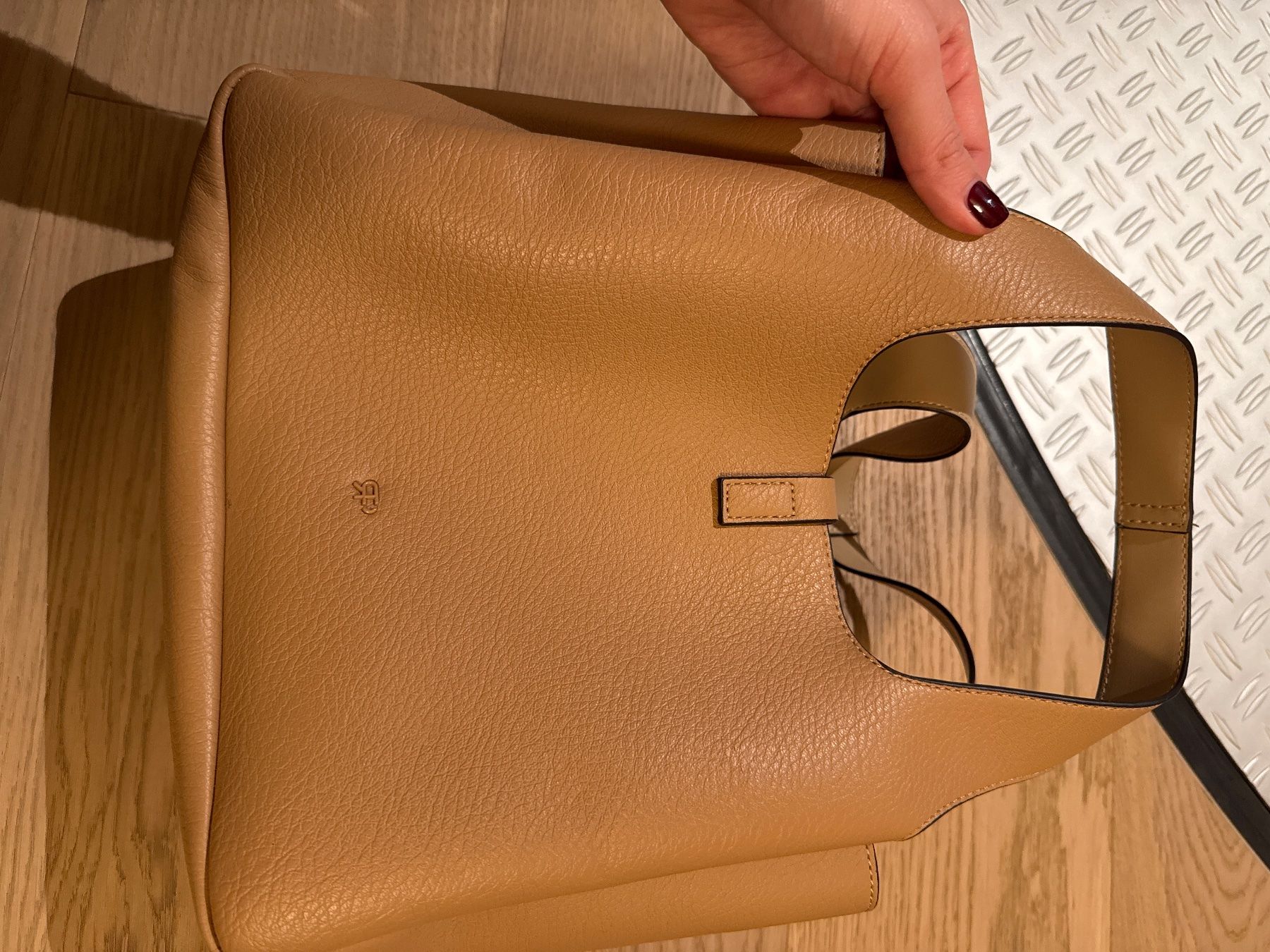 Taschen für Damen: Tasche Kunstleder NEU Beige – Neu (gemäss Beschreibung) aus Cham von nat_pgg6 3