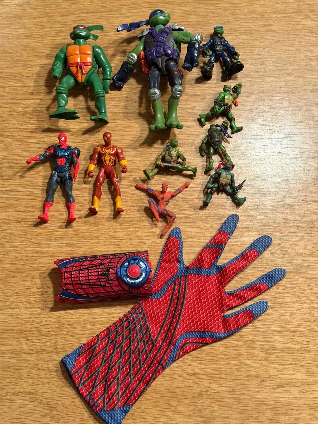 Jouets: Ninja Turtles & Spiderman Action Figures – D'occasion à Zug par Andkur1971