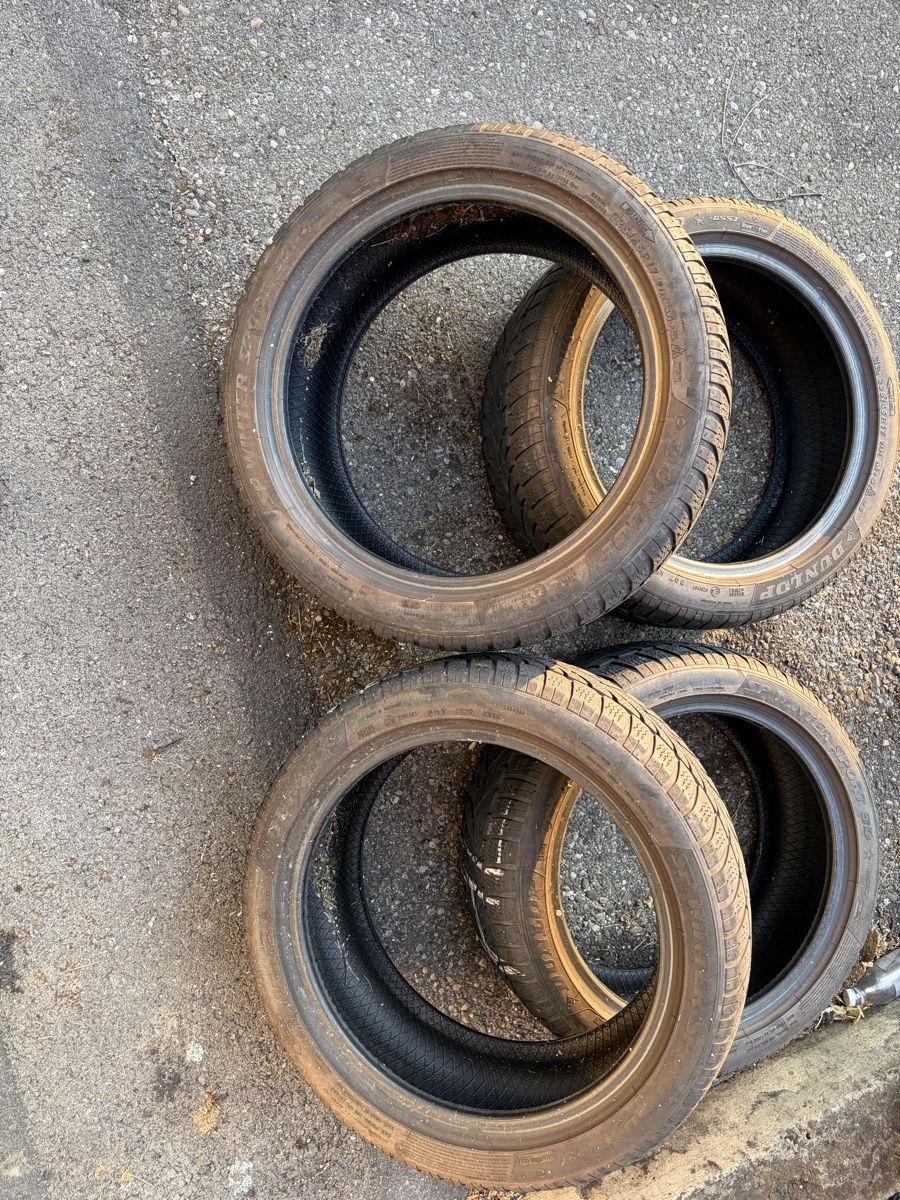 Pneumatici & Ruote complete: 225/45R17 Dunlop winterreifen – Usato da Wettingen venduto da Nici1932