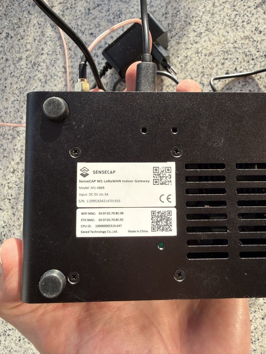 Sensecap Coin Miner: Sensecap M1 LoRaWAN Helium Miner M1-4868 mit Antenne – Usato da Birmensdorf ZH venduto da linkel 4
