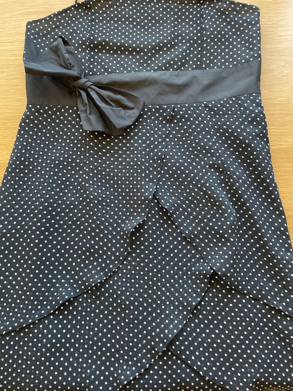 Vestiti: Cooles Polka Dot Kleid – Usato da Bern venduto da SoSofa 2